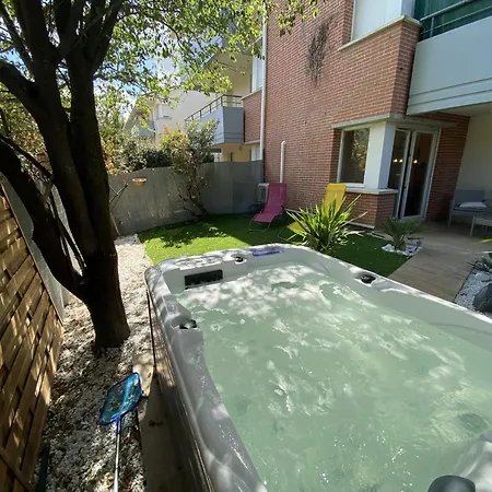 Apartament One-bedroom With Jacuzzi